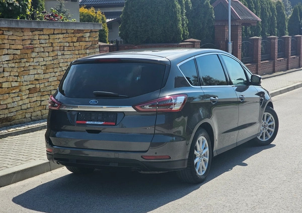 Ford S-Max cena 58400 przebieg: 221000, rok produkcji 2016 z Recz małe 781